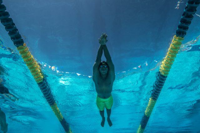 An Underwater Dolphin Kick Set for Exploring Technique and Speed An Underwater Dolphin Kick Set for Exploring Technique and Speed