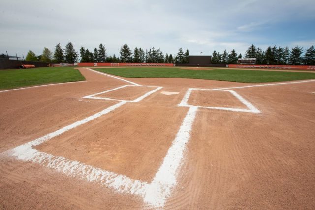 How Reggie Crawford Went From Pennsylvania Swimming Champion to Baseball Unicorn