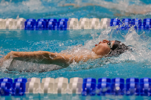 Leah Shackley Swims 58.53 100 Backstroke, Now 8th Fastest American Woman All-Time