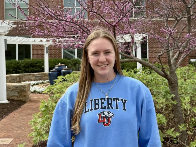 Diver Kayla Walsh Transferring To Liberty After Two Seasons At Auburn