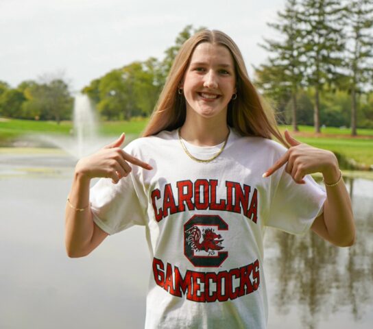 BOTR Distance Freestyler Ella Hafner Verbally Commits to South Carolina for Fall 2028